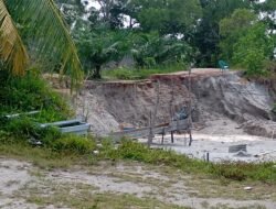 Harapan Ibu-Ibu Warga Kros Jelitik: Kami Tidak Melarang Orang Nambang,  Akses Jalan Kami Jangan di Tambang
